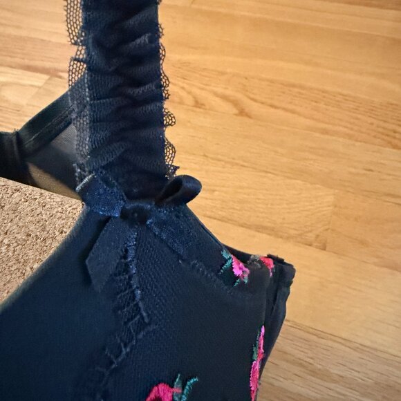 Cacique Embroidered Ruffle-trim Longline Boost Balconette Bra Size 40 DD - Picture 6 of 11